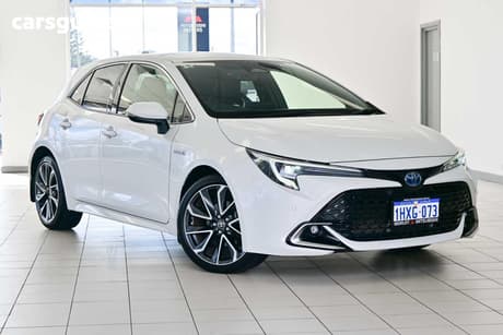 White 2023 Toyota Corolla Hatchback Zr Hybrid