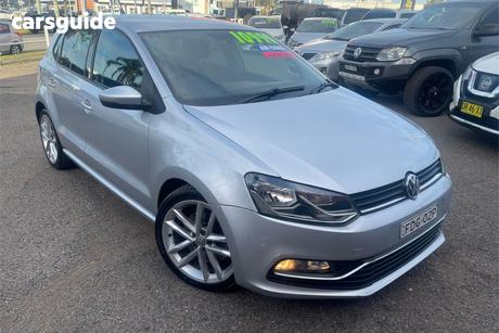 Silver 2014 Volkswagen Polo Hatchback 81 Tsi Comfortline