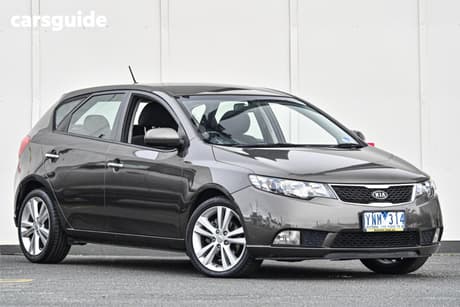 Brown 2011 Kia Cerato Hatchback Sli