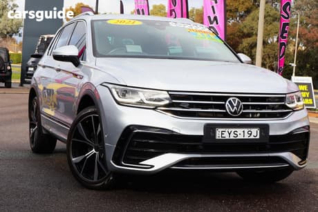 Silver 2021 Volkswagen Tiguan Wagon 162 Tsi R-Line