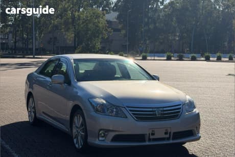 Silver 2011 Toyota Crown OtherCar HYBRID