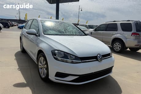 White 2017 Volkswagen Golf Hatchback 110 Tsi Highline