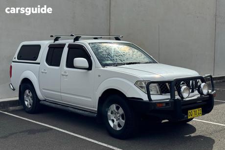 White 2010 Nissan Navara Dual Cab Pick-up St (4X4)