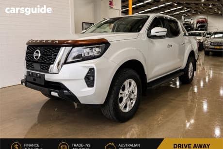 Silver 2021 Nissan Navara Dual Cab Pick-up St (4X4)