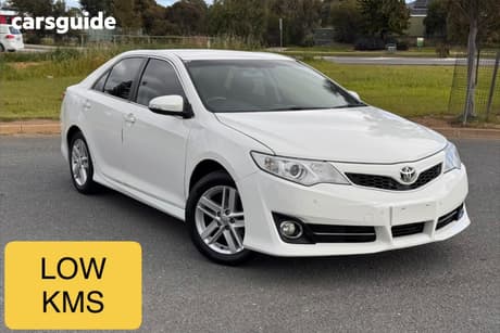 White 2012 Toyota Camry Sedan Atara R Se