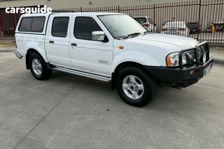 White 2006 Nissan Navara Dual Cab Pick-up St-R (4X4)