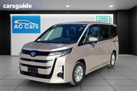 Bronze 2023 Toyota Noah Commercial HYBRID PEOPLE MOVER RADAR CRUISE CONTROL