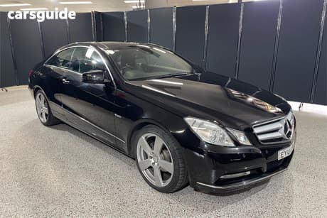 Black 2011 Mercedes-Benz E250 Coupe Cgi Elegance
