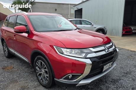 Red 2015 Mitsubishi Outlander Wagon Xls (4X4)