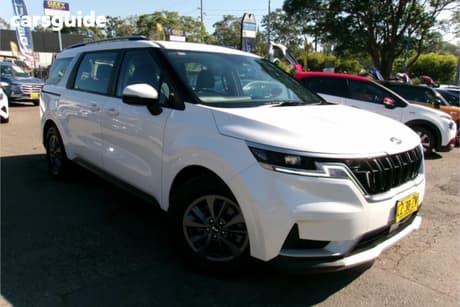 White 2021 Kia Carnival Wagon S