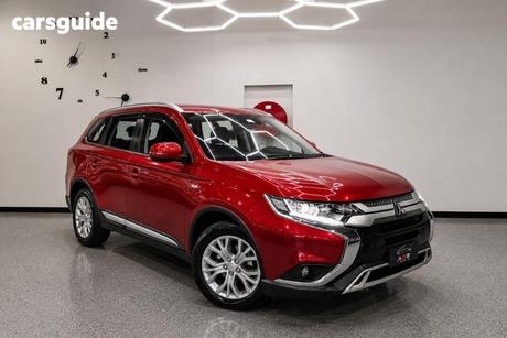 Red 2020 Mitsubishi Outlander Wagon Es 7 Seat (2Wd)