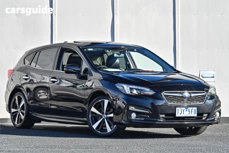 Black 2017 Subaru Impreza Hatchback 2.0S (Awd)