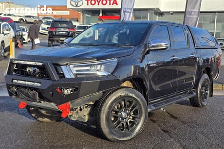 Black 2020 Toyota Hilux Double Cab Chassis Sr5 (4X4)
