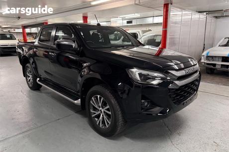 Black 2024 Isuzu D-MAX Crew Cab Utility Ls-U (4X4)