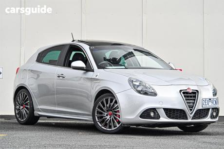 Silver 2011 Alfa Romeo Giulietta Hatchback Qv 1750 Tbi