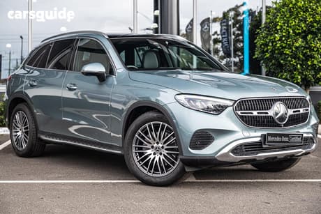 Green 2025 Mercedes-Benz GLC200 Wagon 4Matic