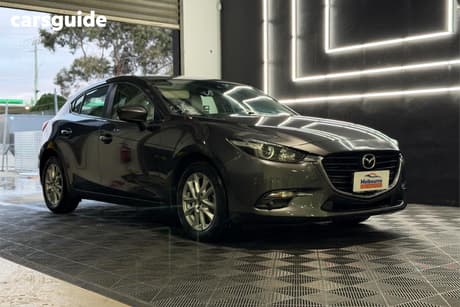 Grey 2016 Mazda 3 Hatchback Touring