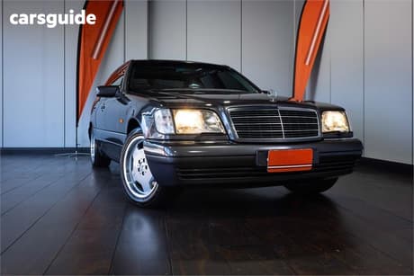 Grey 1995 Mercedes-Benz S500 Sedan L