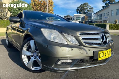 Grey 2009 Mercedes-Benz E250 Coupe Cgi Avantgarde