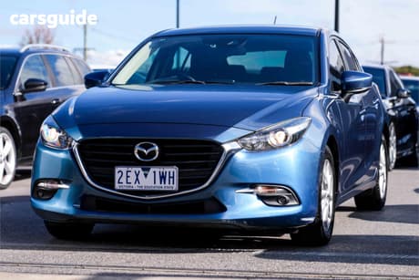 Blue 2018 Mazda 3 Hatchback Maxx Sport