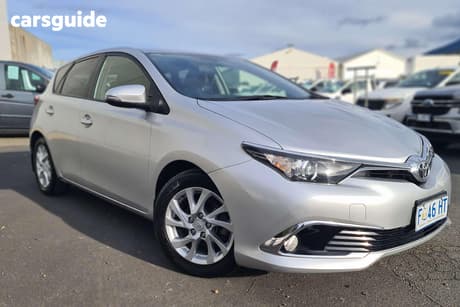 Silver 2016 Toyota Corolla Hatchback Ascent Sport