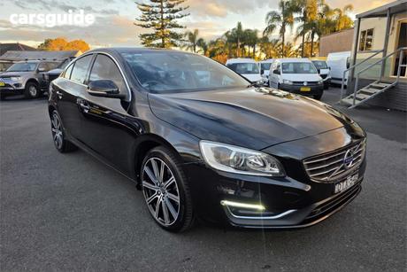 Black 2017 Volvo S60 Sedan T4 Luxury