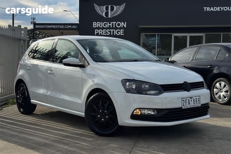 White 2015 Volkswagen Polo Hatchback 66 Tsi Trendline