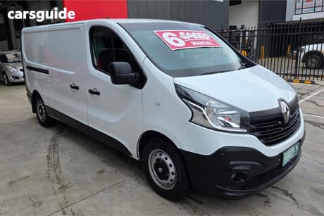 White 2018 Renault Trafic Van Lwb