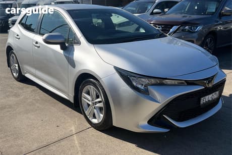 Silver 2020 Toyota Corolla Hatchback Ascent Sport