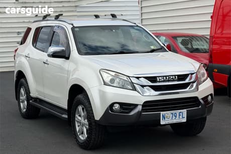 White 2015 Isuzu MU-X Wagon Ls-T (4X4)