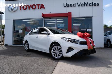 White 2024 Kia Cerato Sedan