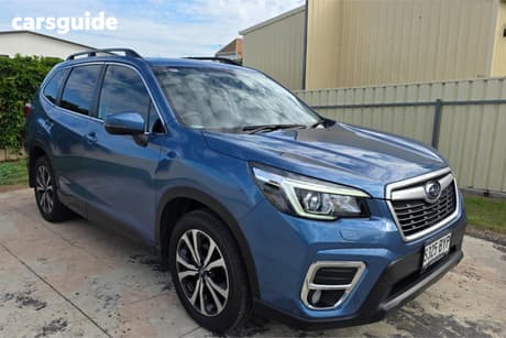 Blue 2018 Subaru Forester Wagon 2.5I Premium (Awd)