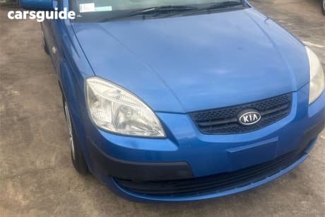Blue 2007 Kia RIO Hatchback Lx