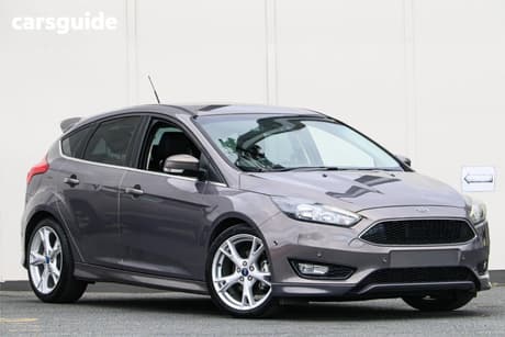 Brown 2016 Ford Focus Hatchback Titanium