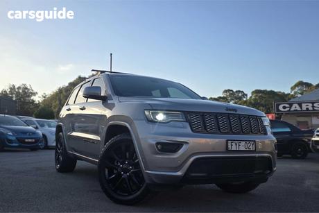 Silver 2018 Jeep Grand Cherokee Wagon Blackhawk (4X4)
