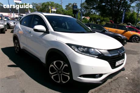 White 2015 Honda HR-V Wagon Vti-L