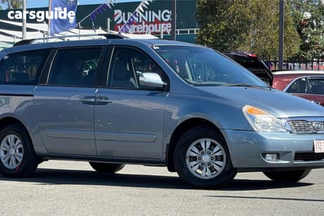 Blue 2011 Kia Grand Carnival Wagon Si