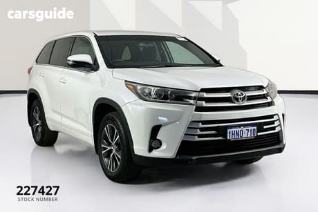White 2017 Toyota Kluger Wagon Gx (4X4)