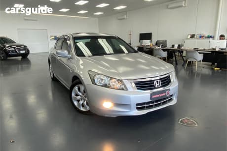 Silver 2008 Honda Accord Sedan Vti Luxury