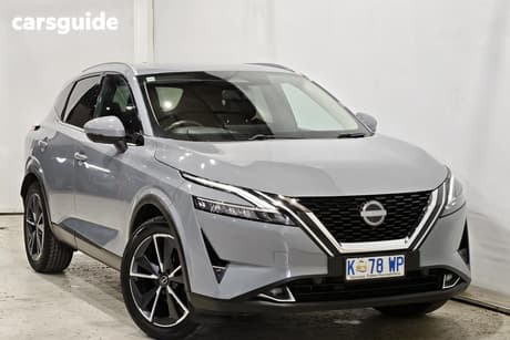 Grey 2022 Nissan Qashqai Wagon St-L
