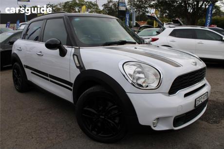 White 2014 Mini Countryman Wagon Cooper