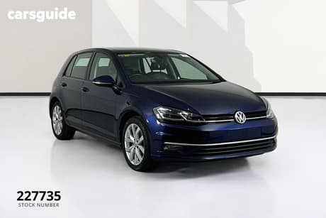 Blue 2018 Volkswagen Golf Hatchback 110 Tsi Highline