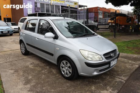 Blue 2010 Hyundai Getz Hatchback S