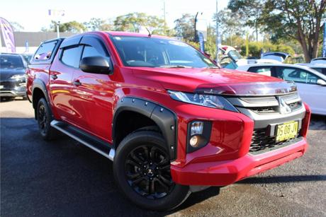 Red 2022 Mitsubishi Triton Double Cab Pick Up Glx-R (4X4)