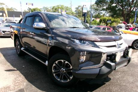 Grey 2020 Mitsubishi Triton Double Cab Pick Up Glx-R (4X4)