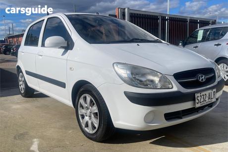 White 2010 Hyundai Getz Hatchback S