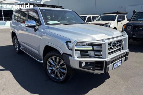 Silver 2023 Toyota Landcruiser Wagon Lc300 Sahara Zx (4X4)
