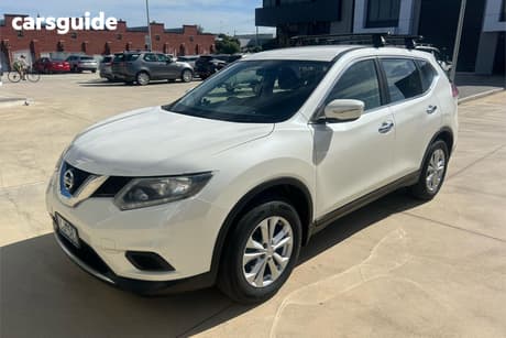 White 2014 Nissan X-Trail Wagon St (Fwd)