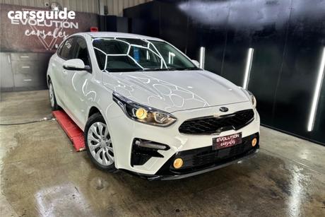 White 2019 Kia Cerato Hatchback S Safety Pack