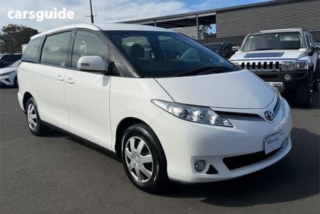 White 2017 Toyota Tarago Wagon Gli